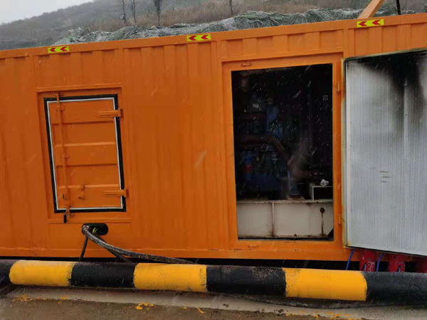 乌尔禾出租发电机-船用柴油发电机的工作原理是怎么样的？