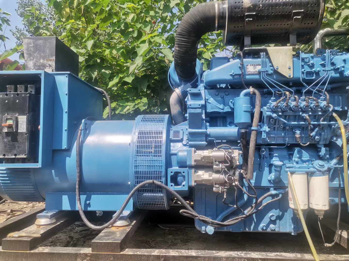 乌尔禾详细说明降低 800kW 柴油发电机输出电流波动的方法